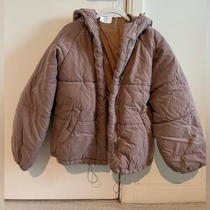 Puffer jacket fits size 4-8